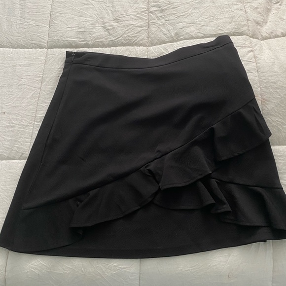 SHEIN Dresses & Skirts - Shein little black skirt